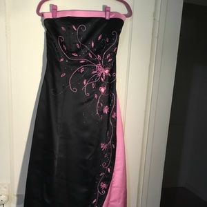 Prom dress black and pink strapless sz 16